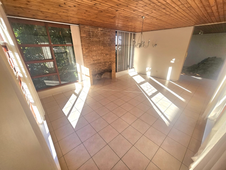 4 Bedroom Property for Sale in Vierlanden Western Cape